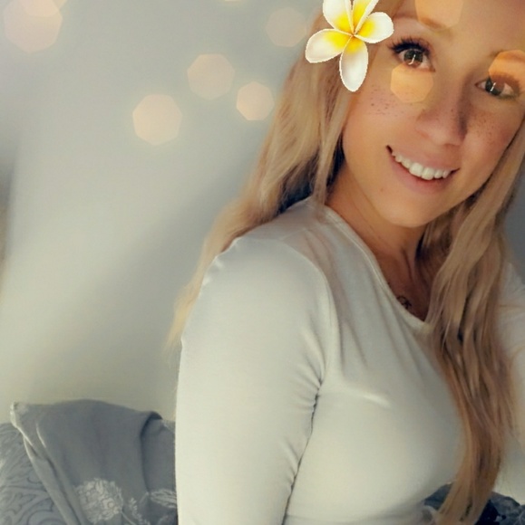 Meet your Posher, Scarlett - Picture 1 of 1